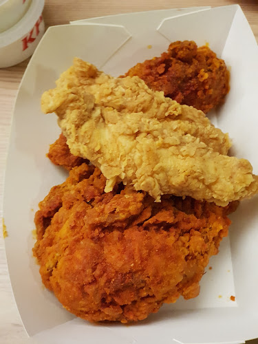 Comentarii opinii despre KFC JEM