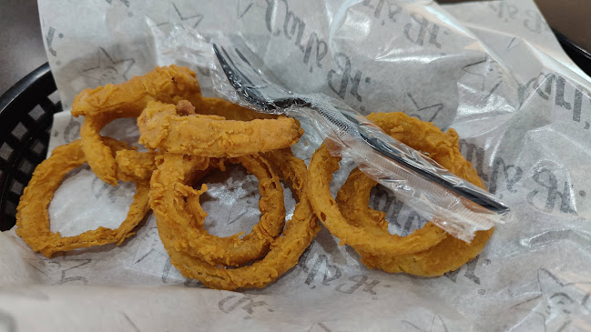 Carl's Jr. - Hospitality and gastronomy