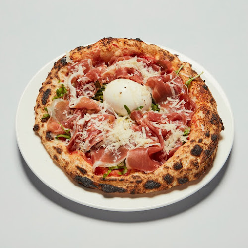 Opinii despre Zazz Pizza în Singapore - Hospitality and gastronomy