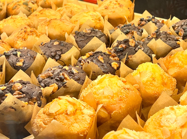 Opinii despre Ah B Bakery (The Woodleigh Mall) în Singapore - Hospitality and gastronomy