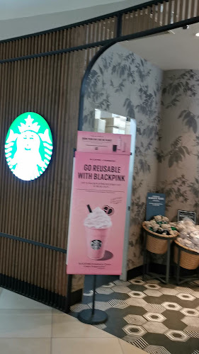 Opinii despre Starbucks Chinatown Point în Singapore - Hospitality and gastronomy