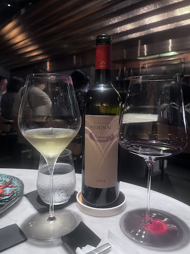 Opinii despre Revolver în Singapore - Hospitality and gastronomy