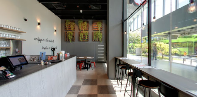 Comentarii opinii despre Ayam Penyet President