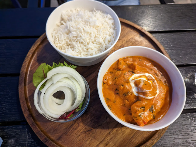 High Tide Bistro and Bar - Hospitality and gastronomy