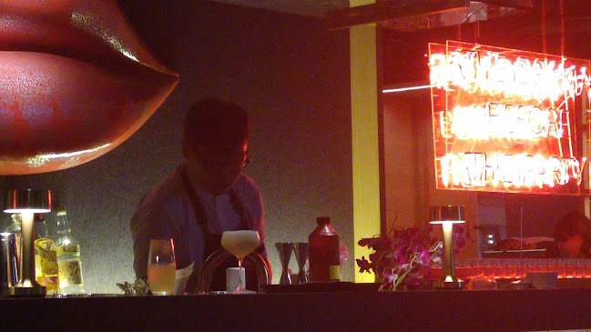 Comentarii opinii despre RedTail Bar By Zouk