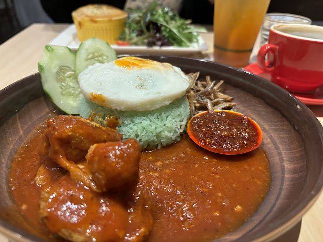 Comentarii opinii despre The Royals Cafe (Siglap)