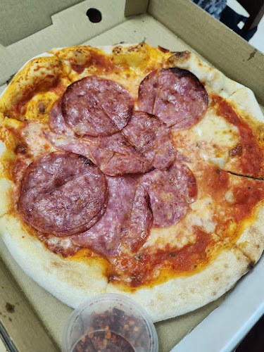 Comentarii opinii despre Hannibal Singapore - European Grill and Pizza-Bar