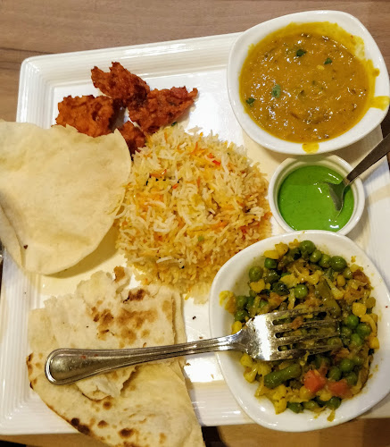 Opinii despre Spice Grill Restaurant în Singapore - Hospitality and gastronomy