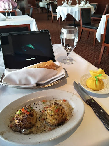 Opinii despre Ruth's Chris Steak House în Singapore - Hospitality and gastronomy