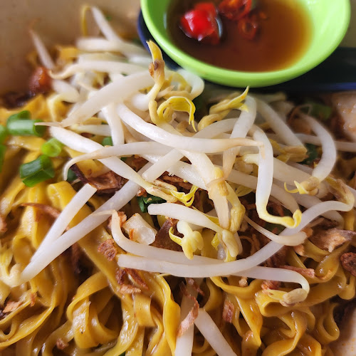 105 Yishun Ring Rd, #01-177, Singapore 760105