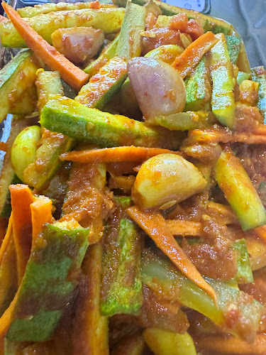 Comentarii opinii despre Warung Wak Din Nasi Padang