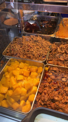 Opinii despre Lai Heng Economical Mixed Veg Rice 来兴菜饭 (#01-07) în Singapore - Hospitality and gastronomy