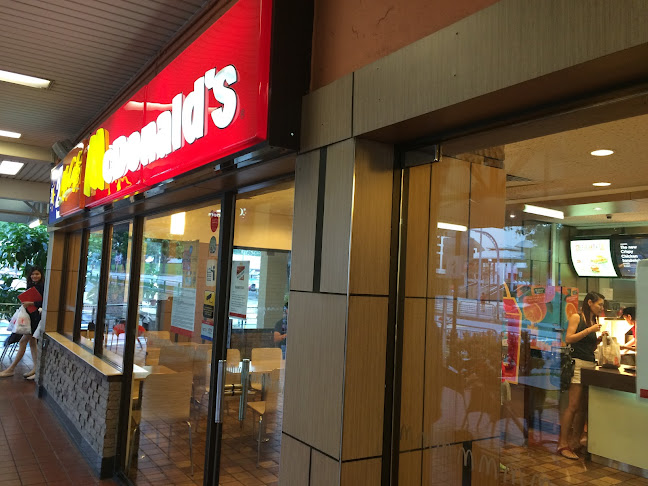 Blk 208 Hougang St 21, #01-217, Singapore 530208