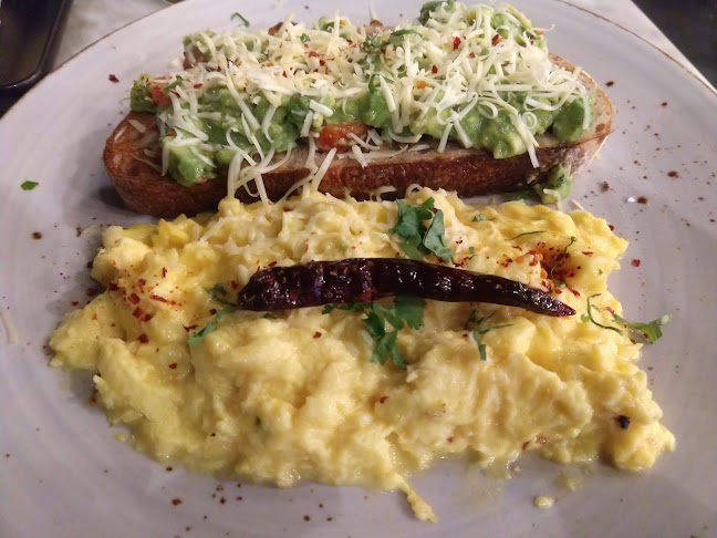 Gabbar Bistro & Bar @ Clarke Quay - Singapore