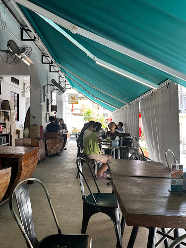 Comentarii opinii despre Little Elephant SG Thai Bistro