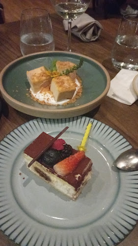 Opinii despre FLNT | Nikkei Restaurant & Bar în Singapore - Hospitality and gastronomy