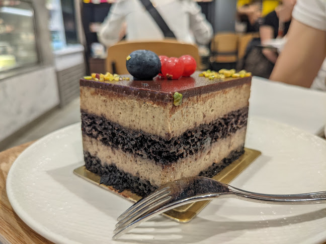 Opinii despre Cedele Bakery Cafe - Paragon în Singapore - Hospitality and gastronomy