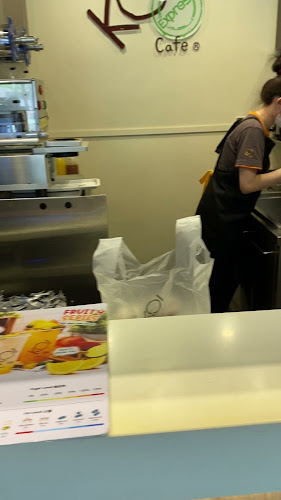 KOI Thé - Hospitality and gastronomy