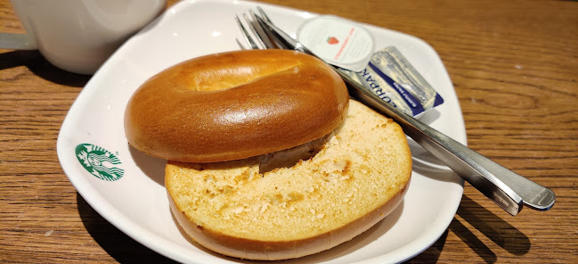 Opinii despre Starbucks Zhongshan Mall în Singapore - Hospitality and gastronomy