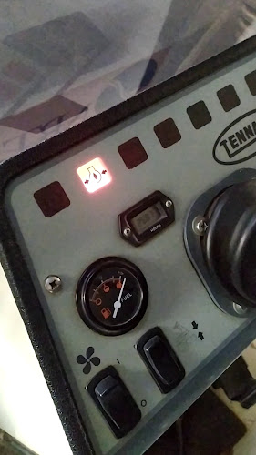 Blk 114 #01-345 Ang Mo Kio Avenue 4 next to 7-eleven, beside Mayflower Station Exit 1, 560114