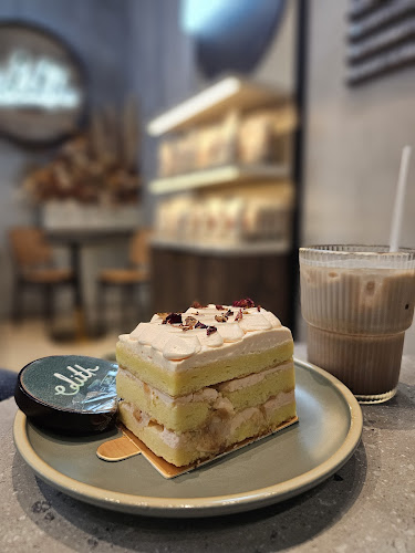Opinii despre Edith Patisserie Cake Bar în Singapore - Hospitality and gastronomy