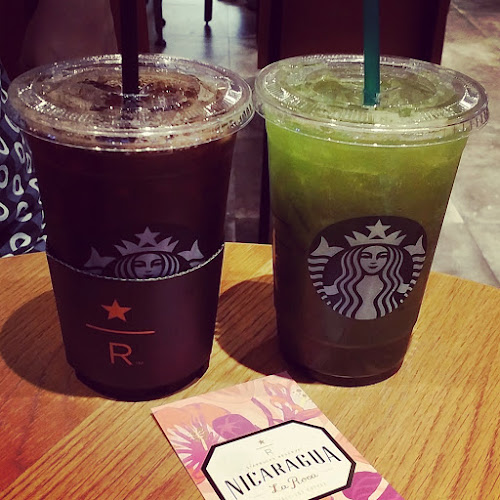 Comentarii opinii despre Starbucks Our Tampines Hub