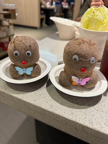 Comentarii opinii despre 海底捞 Haidilao Hot Pot @Paya Lebar Quarter