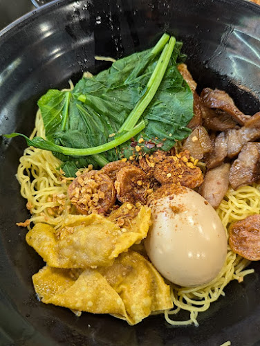 Wonton Mama - Hospitality and gastronomy