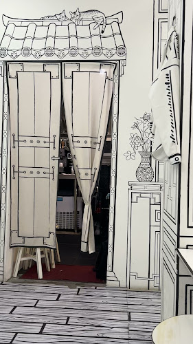 Cafe Monochrome (Chinatown) - Hospitality and gastronomy