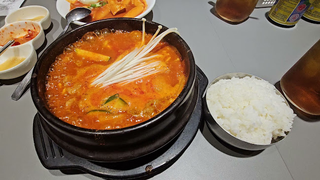 POCHA! Korean Street Dining (Tampines Mall)