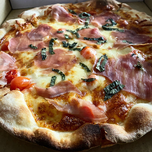 Opinii despre Napolizz Italian Restaurant & Bar (Anson House) în Singapore - Hospitality and gastronomy