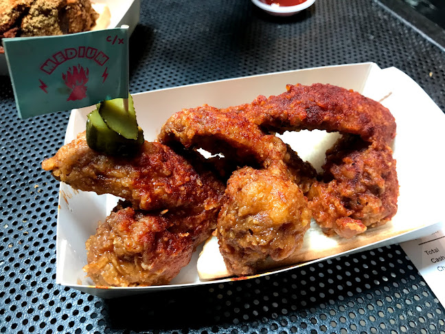 1 Jln Pisang, Singapore 199069