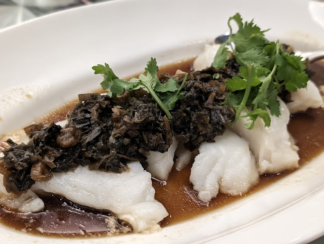 JIA WEI CHINESE RESTAURANT - Hospitality and gastronomy