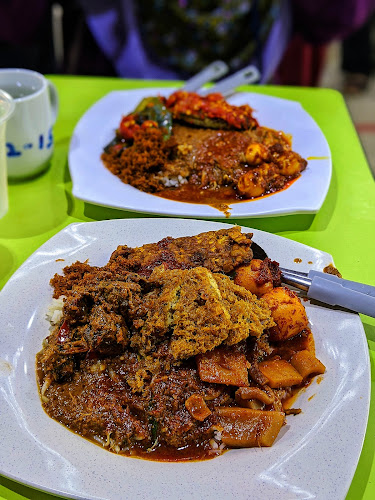 Gerai Nenek Obek - Singapore