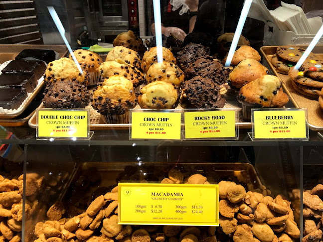 Opinii despre Famous Amos Wisma Atria în Singapore - Hospitality and gastronomy