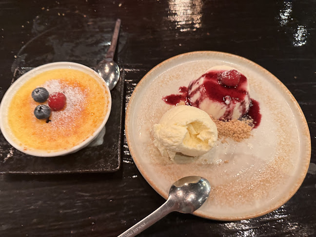 Perle Noire Oyster & Grill Bar (Holland Village)