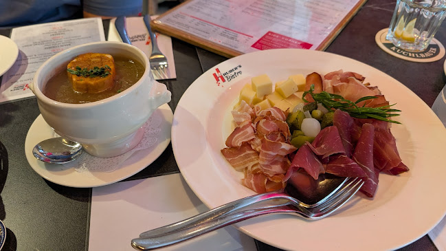 Huber's Bistro - Singapore