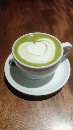 Surrey Hills Grocer - Woodleigh Mall (Pet Friendly) - Singapore