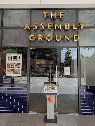 Comentarii opinii despre The Assembly Ground