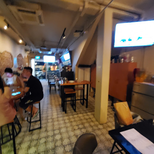 Comentarii opinii despre Tom, Dick & Hillary's