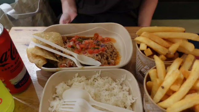 1 North Point Dr, #01 - 176 / 177 / 178 Northpoint City, Singapore 769019