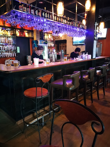 Faber Valley Pub & Restaurant - Singapore