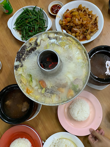 Jin Wee Restaurant - Hospitality and gastronomy