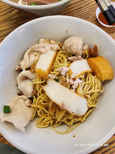 Comentarii opinii despre Rong Fa (Mui Siong) Minced Meat Noodles (榮發(梅松)肉脞面)