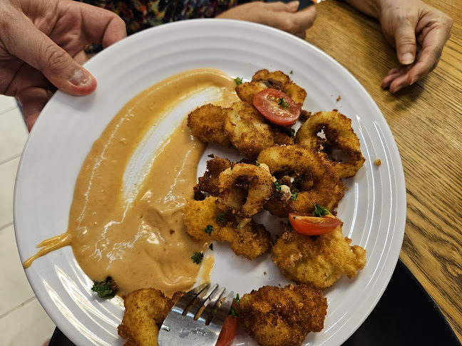 Eightisfy Western - Singapore