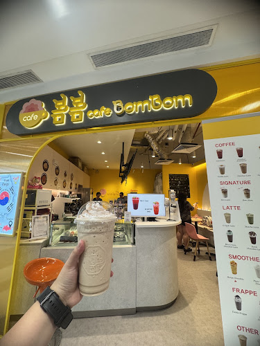 Cafe BomBom - Singapore