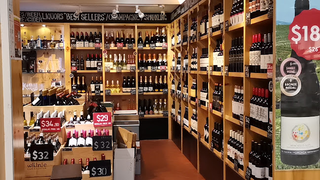 Comentarii opinii despre Wine Connection Wine Shop @ West Coast Plaza