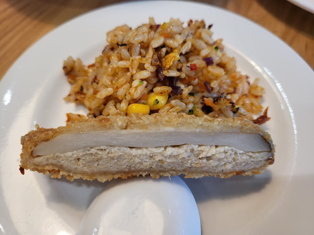 377 Hougang St. 32, #01-09 Hougang RiverCourt, Singapore 530377