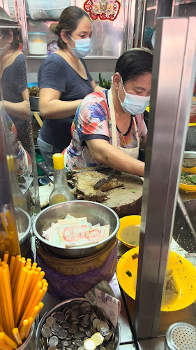 Chai Chuan Tou Yang Rou Tang - Hospitality and gastronomy