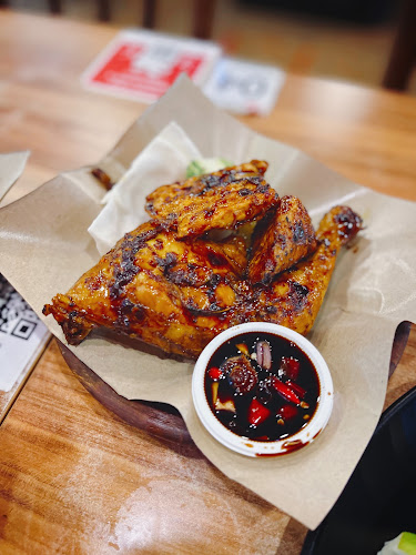 Comentarii opinii despre Ayam Penyet President - Kallangwave